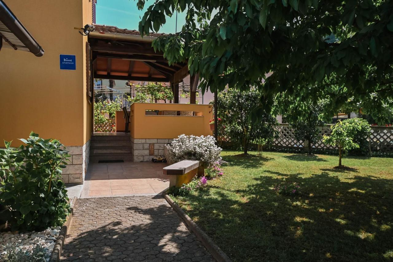 Casa Luisa Apartment Porec Exterior photo